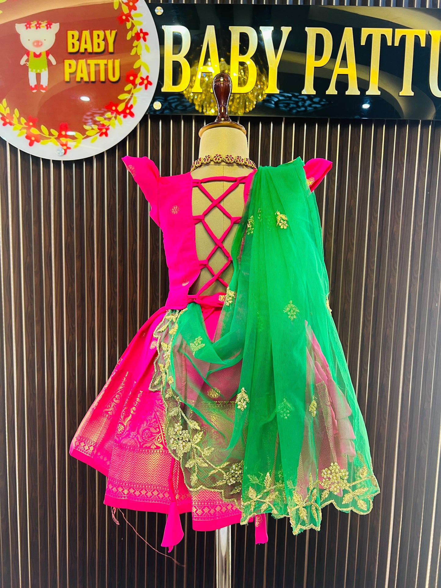 Pink Pattu pavada with Detachable Dupatta