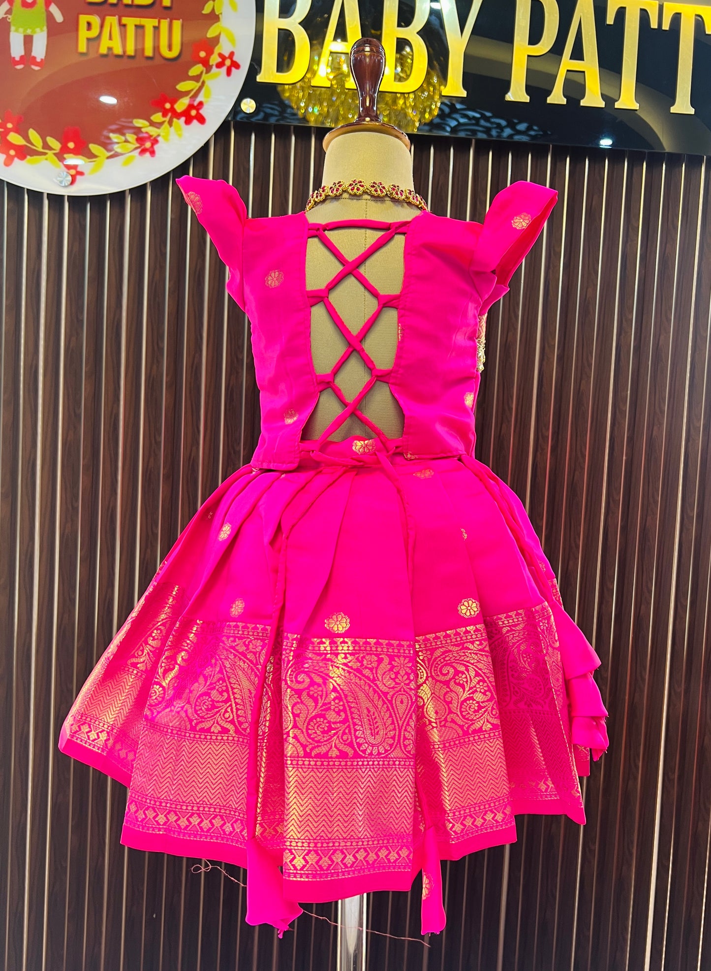 Pink Pattu pavada with Detachable Dupatta