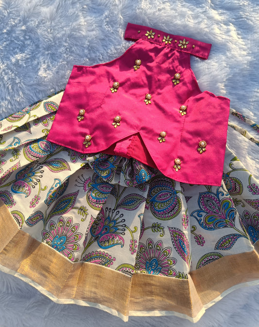 Pink Top And Floral Print Kerala Cotton Bottom Pattu Pavada