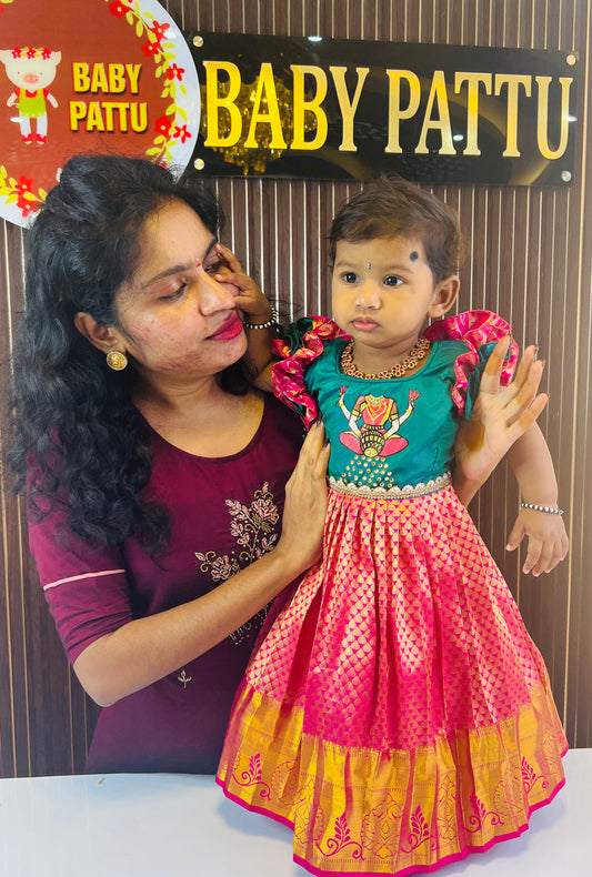 Varalakshmi collection 2025 || Green And Rani Pink Colour Frock