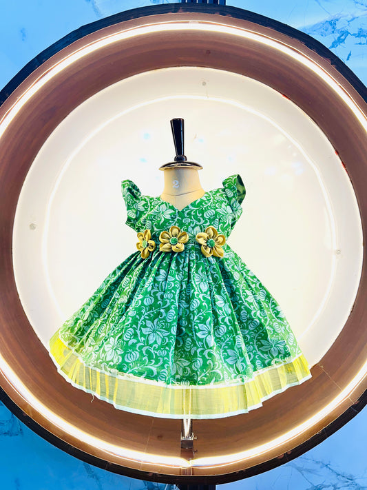 Green Colour Cotton  Frock With Floral Print
