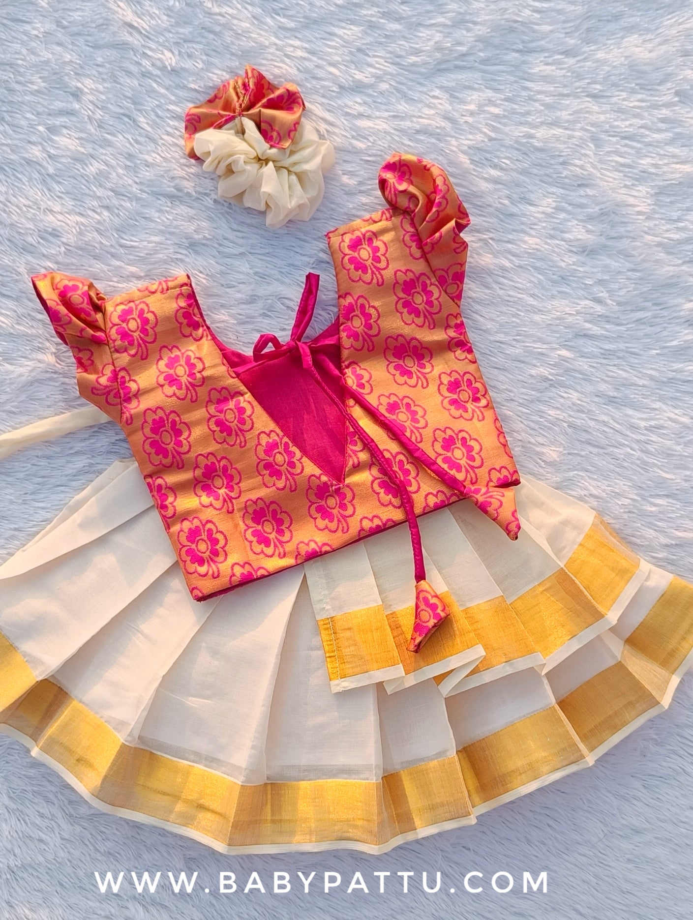 Pink & Kerala Pattu Pavada