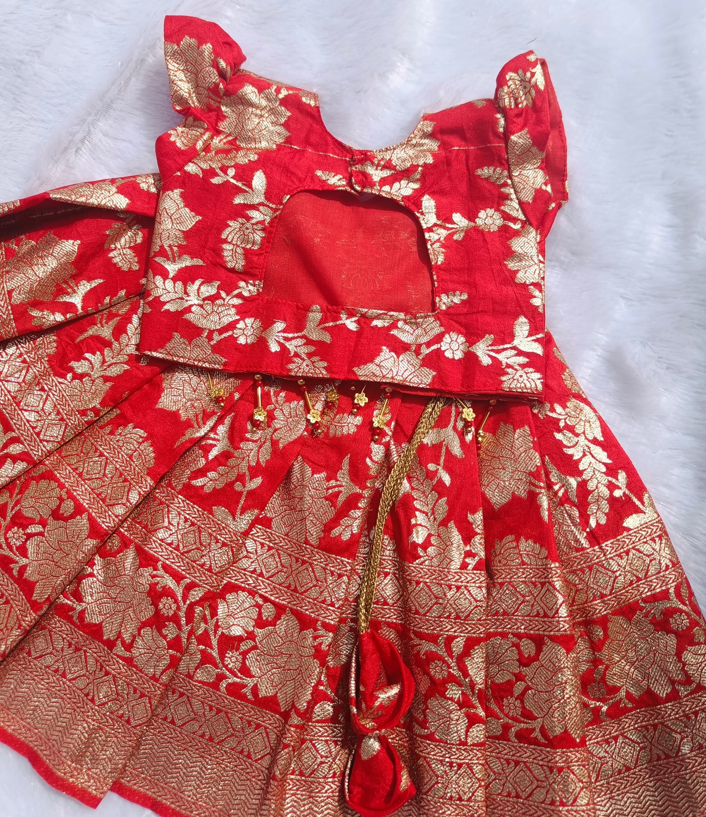 Red Colour Co - ord Set Pattu Pavada
